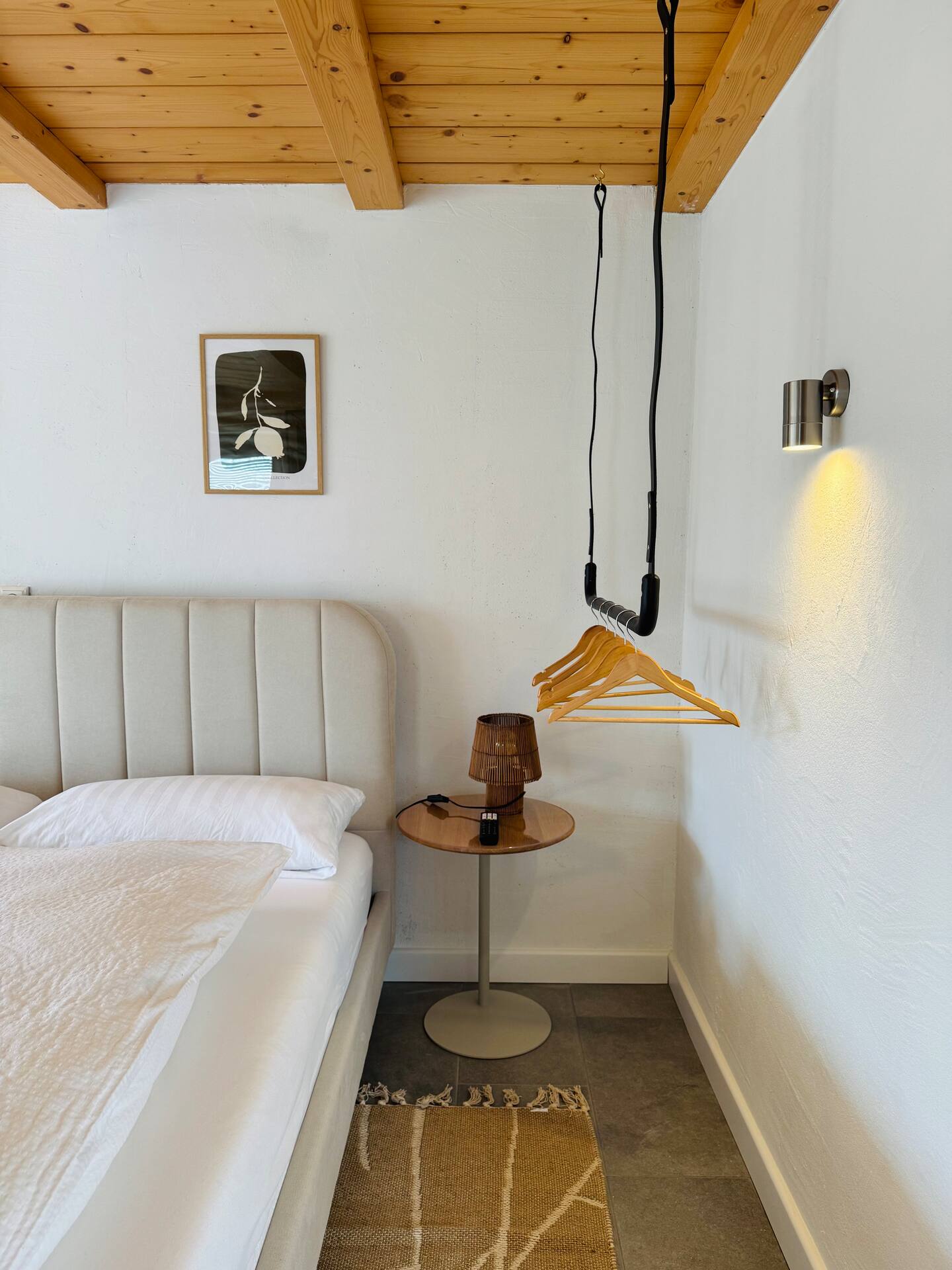 Chalet-Style Studio Room West Town B17 — photo 4