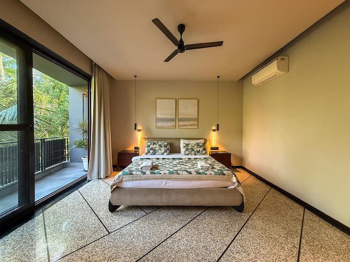 Bedroom 5 image 1