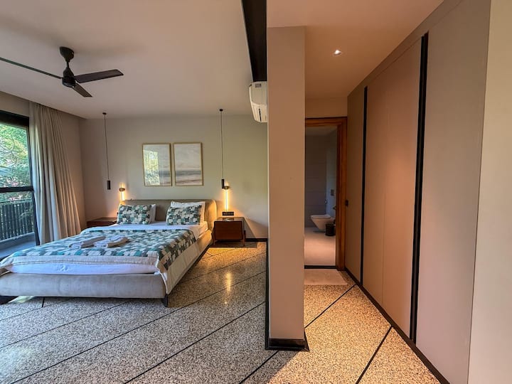 Bedroom 3 image 1