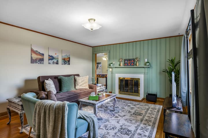 Movie Room*hot Tub*fire Pit - Shenandoah, VA