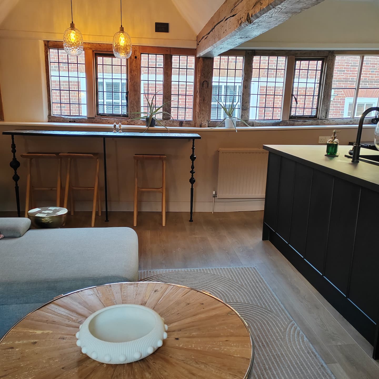 16th Century Heart of Norwich Apartment