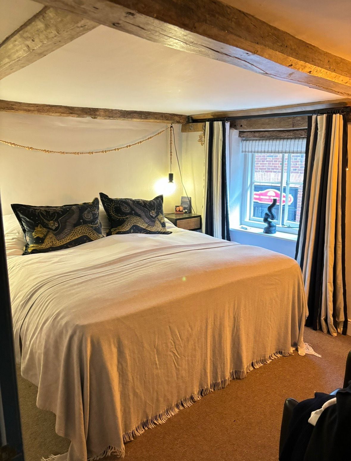 16th Century Heart of Norwich Apartment