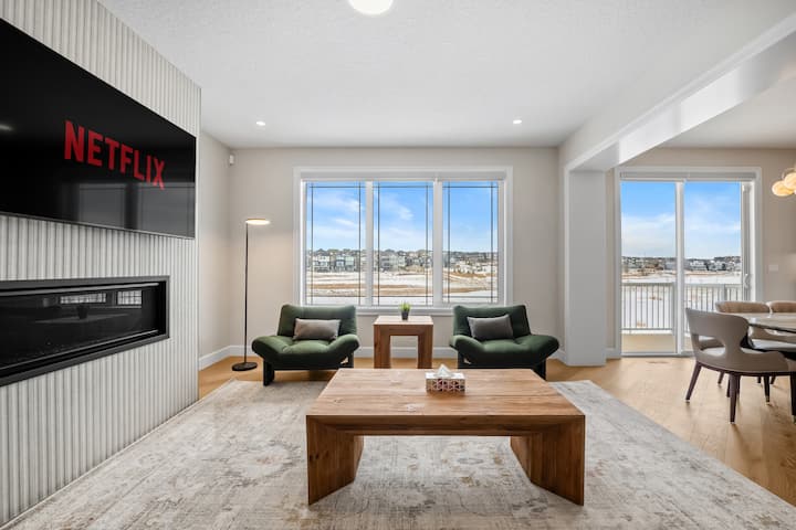 Near Airport | Water View | Massage | Poker Room - Airdrie
