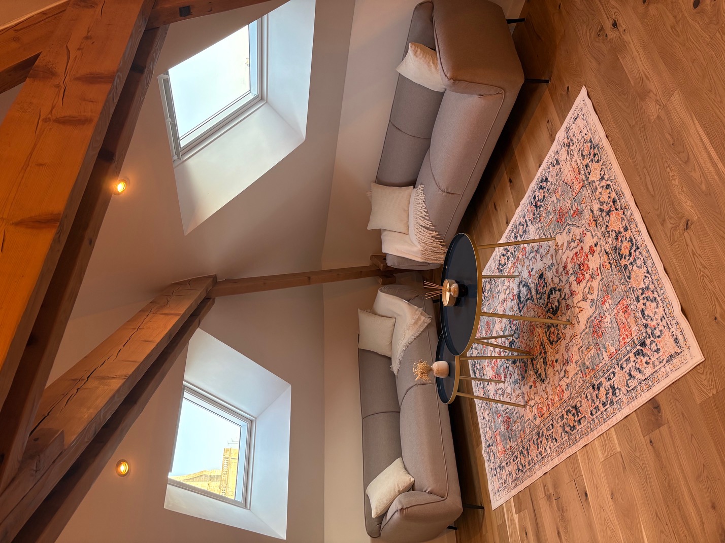 Top Airbnb: Exceptional 115 m² loft, right in the center, view of the belfry in Amiens