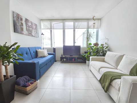 Popular Airbnb listing: 6 min CitiBnmx/10 min Polanco/CMilitar Gym + Pool in Lomas De Sotelo