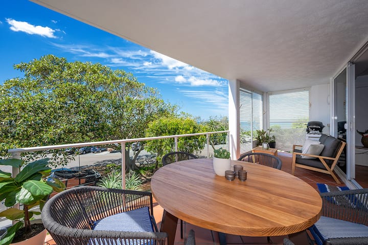 Beachside Bliss In Sunrise Beach Walk To Sand - Noosa Heads