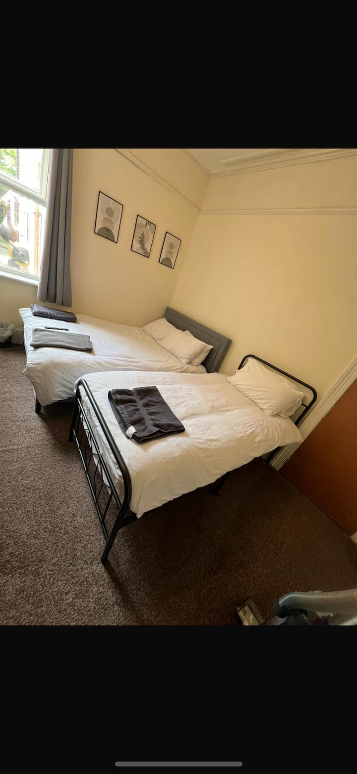 Triple By City Centre Hospital & Train Station - Derby