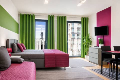 Top performing Airbnb: Apartment in Prague residential tower · parking in Žižkov