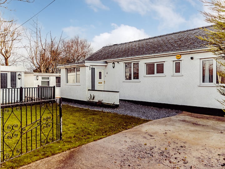 Chalet 4 - Grange-over-Sands