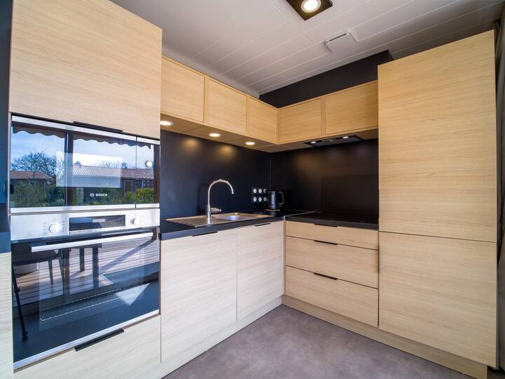 Chalet Tout Confort Avec Accès Direct Au Lac. - Labouheyre