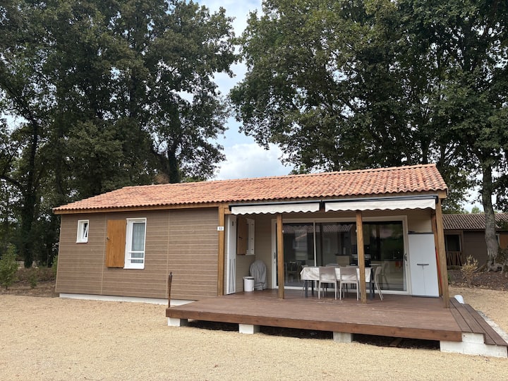 Chalet Tout Confort Avec Accès Direct Au Lac. - Labouheyre