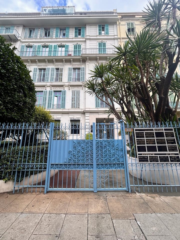 Mezzanine Au Coeur De Nice - Nice