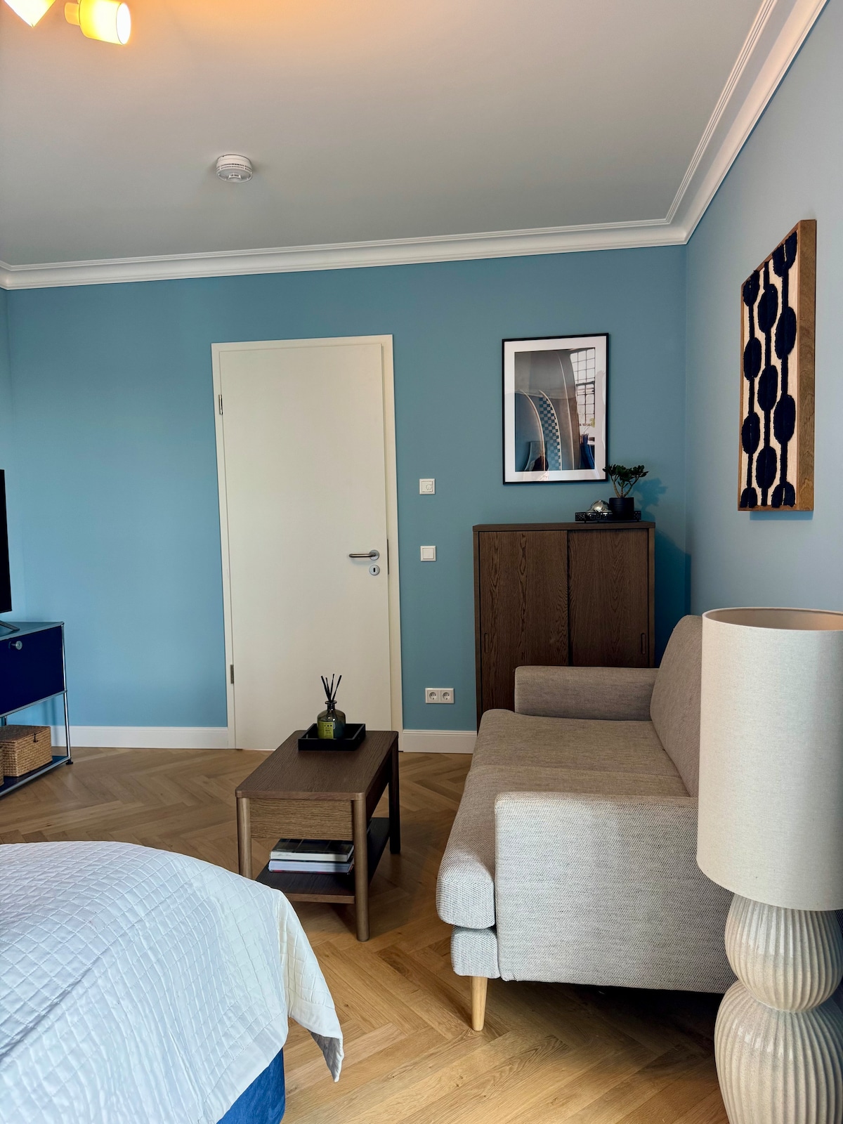CLS: Modern city apartment in Hamburg, Smart TV, WLAN