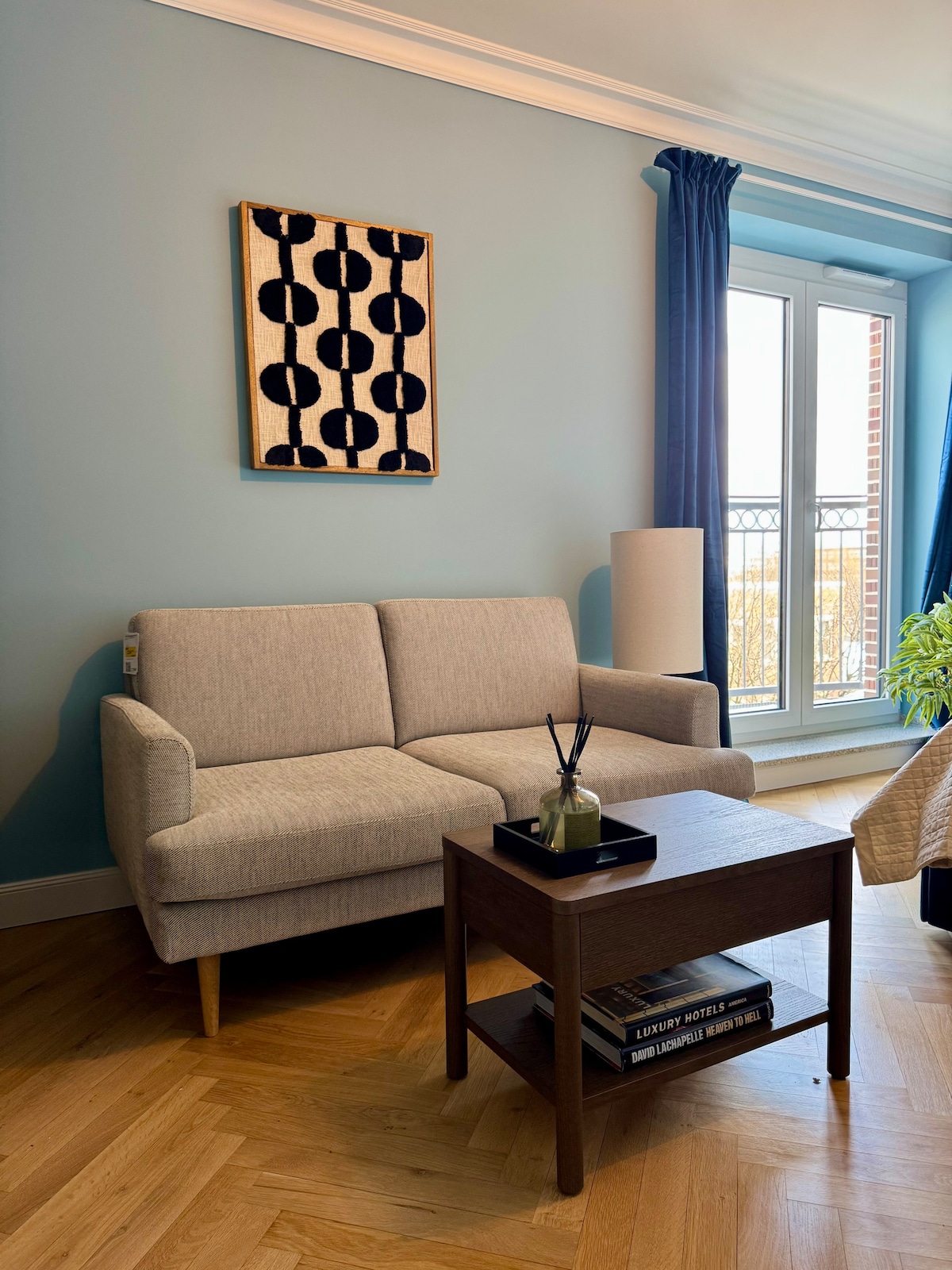 CLS: Modern city apartment in Hamburg, Smart TV, WLAN