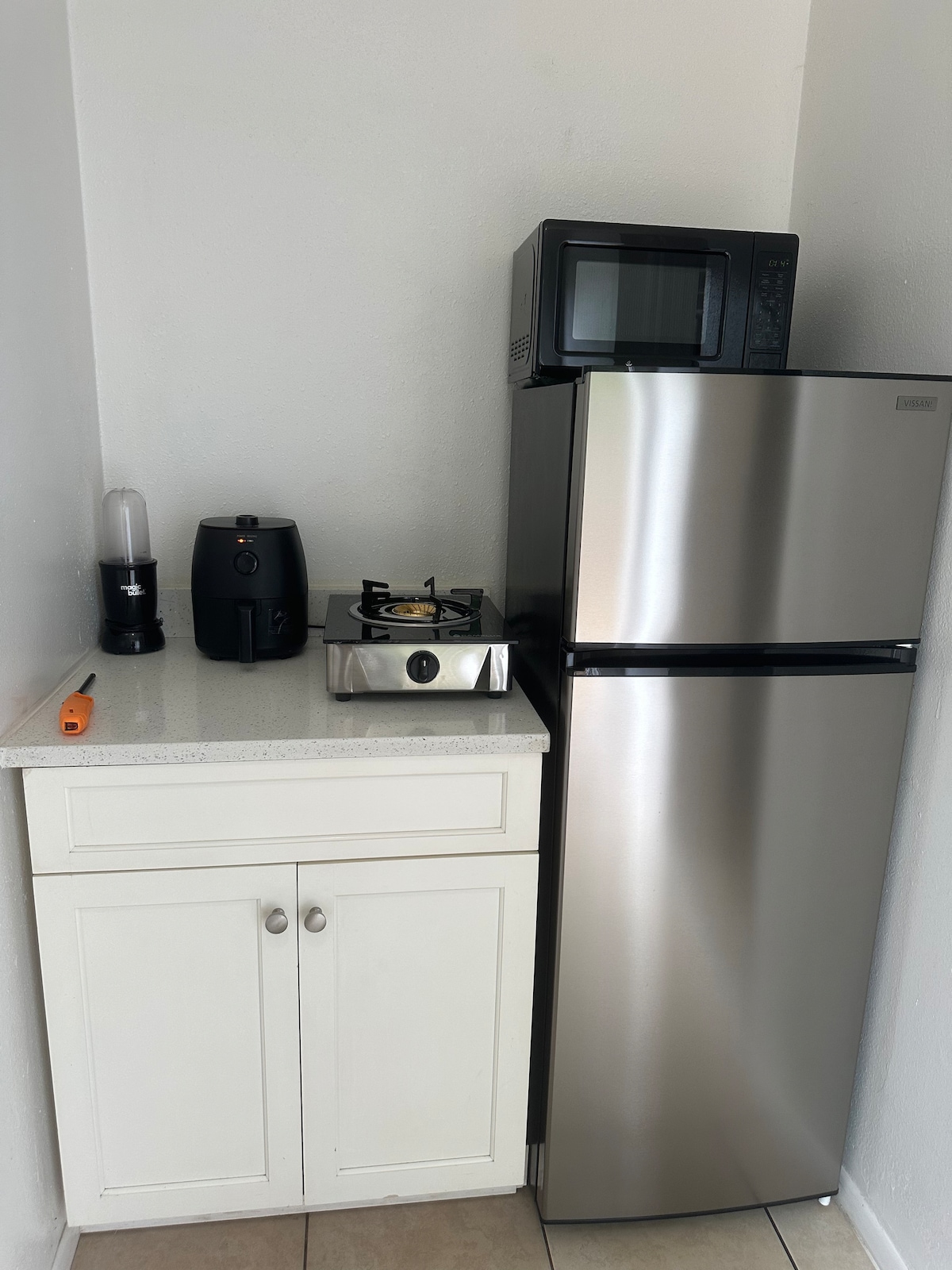 Top Airbnb: Beautiful Private and Affordable Apartment in East Tampa in Sulphur Spring
