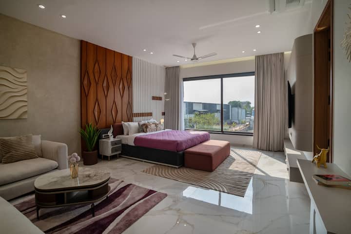 Bedroom 8