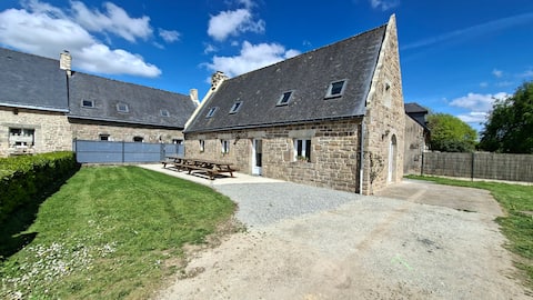 Domaine des Lauriers. Sleeps 20