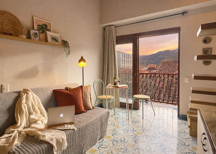 Encantador Loft Colonial Con Vista Al Parque - La Ceja