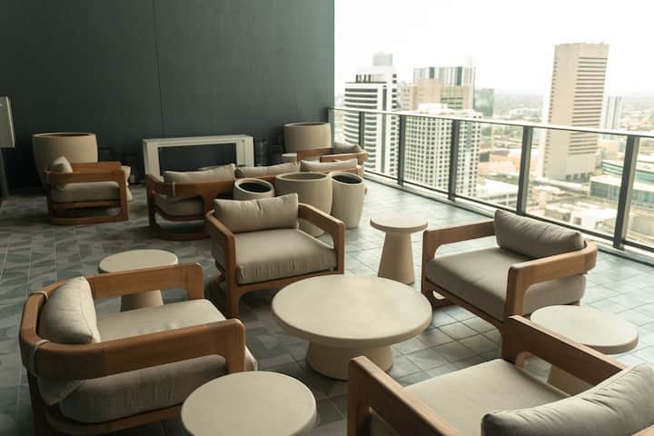 Modern Studio @ 501 Downtown | Prime Location - Miami, FL