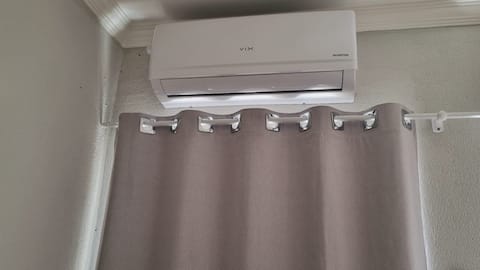 Imóvel de sucesso: Entire house: suite+room+air conditioning+garage em Maringá