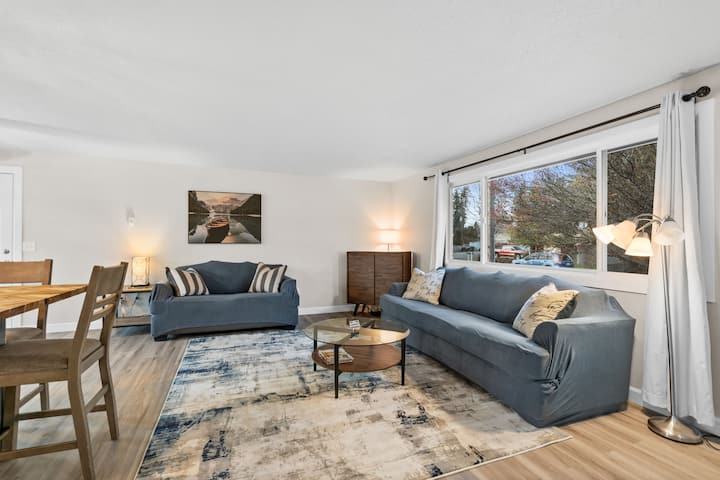 Cozy Cda & North Idaho Basecamp - Coeur d'Alene, ID