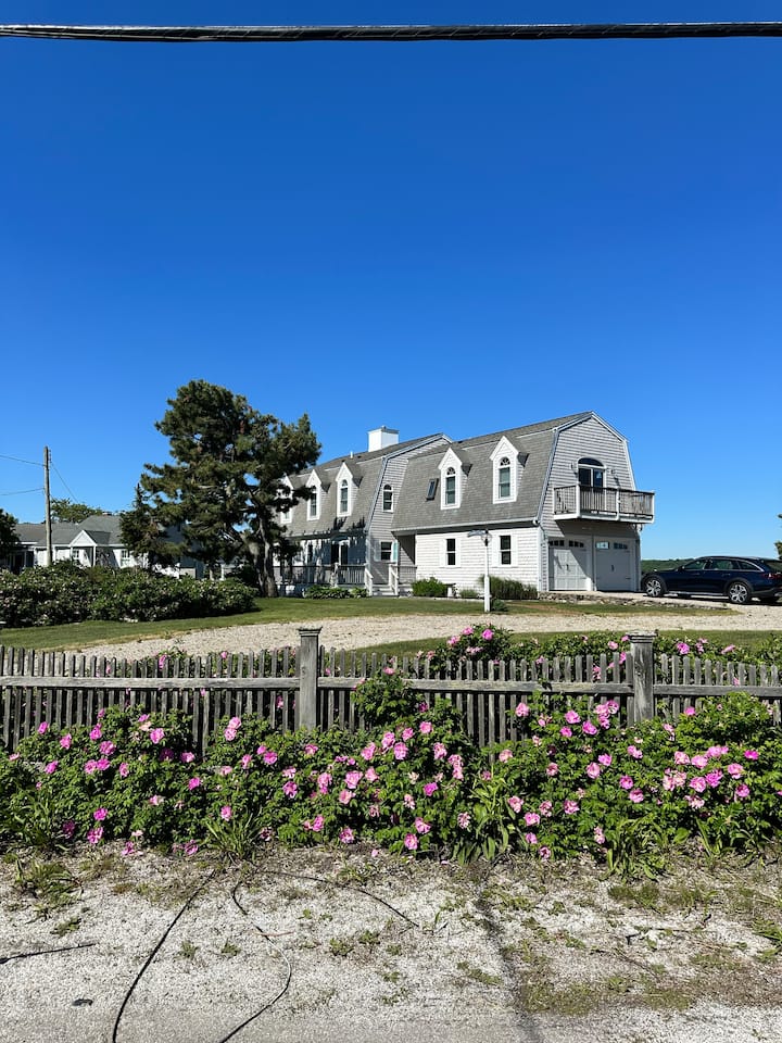 Private Waterfront Stay  Steps To Humarock Beach - Scituate, MA