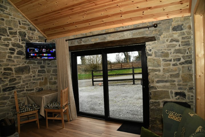 Cosy Countryside Retreat, - Roscommon