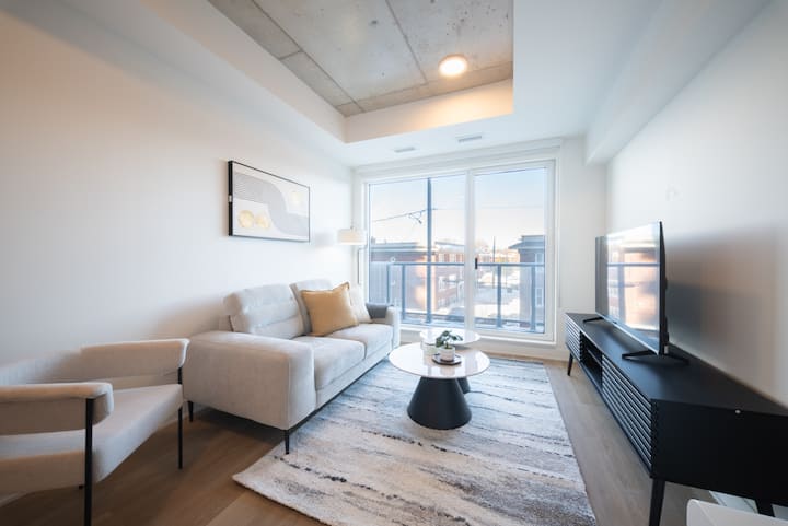Carlton West Modern Living | Modern 1br - Ottawa