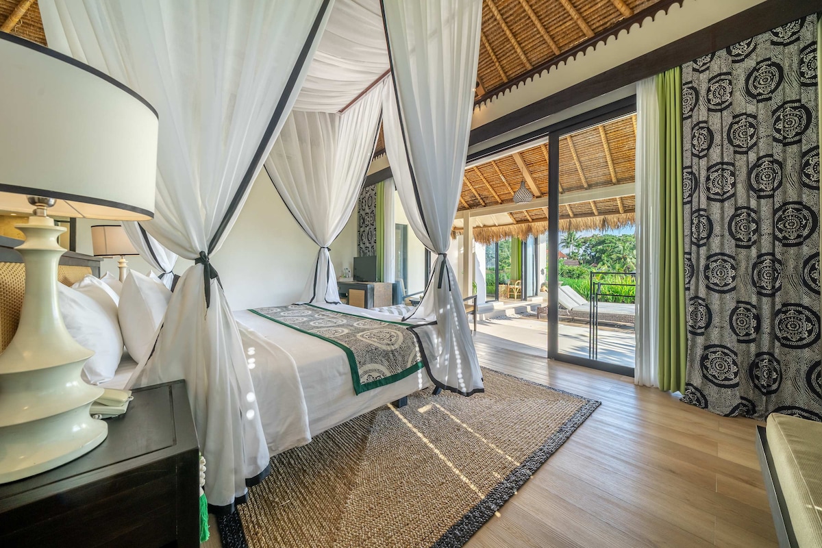 Villa in Kecamatan Ubud · ★5.0 · 2 bedrooms · 2 beds · 2 baths, συγκρίσιμο Airbnb