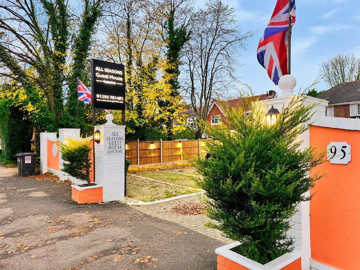 Double Room disabled access-All Seasons Gatwick - Guest houses for Rent ...