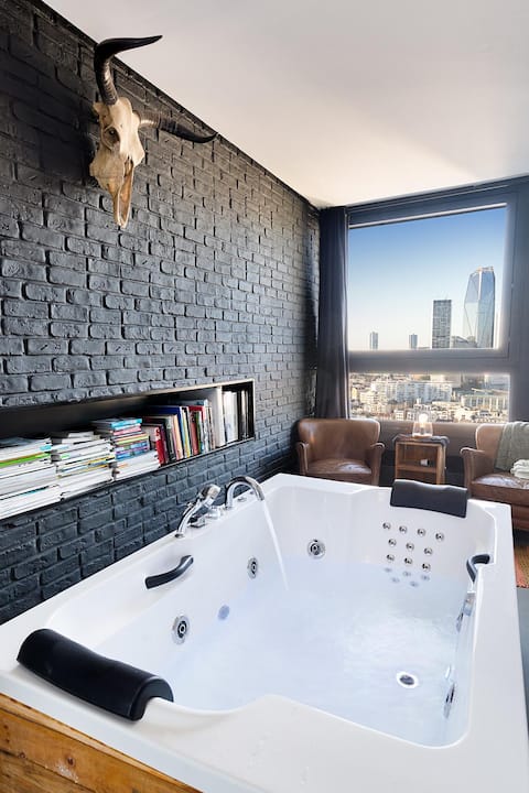 DREAM View & Jacuzzi ! 10min from center of PARIS!