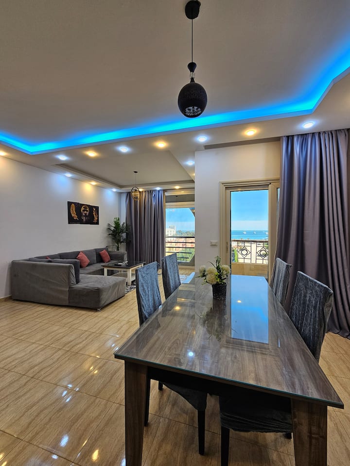 Two-bedroom Apartment With Sea View - Hurghada