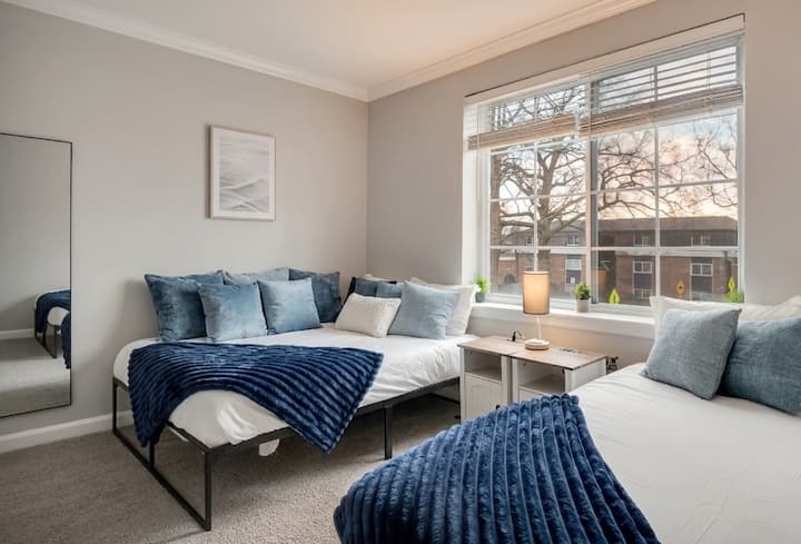 High-end Rustic 2 Br In The Middle Of Town - Durham, NC