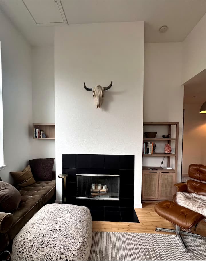 Modern Nordic Nest + Walk To Waterfront, Dining - バンクーバー, WA
