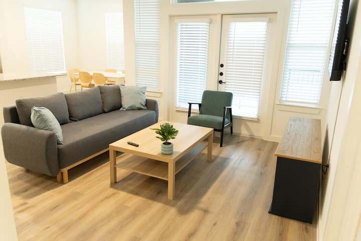 2-br Secure In Katy Pool/gym King A - Katy, TX