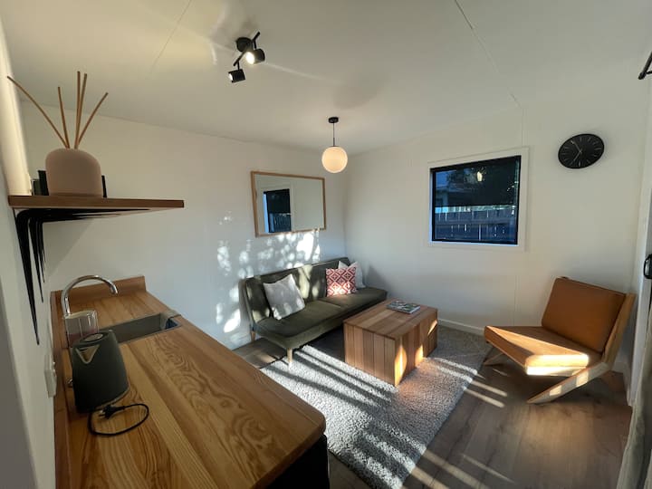 Ivo’s Cabin - Motueka