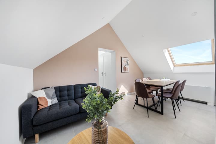 Gite 33 Couchages - Parking - Salle - Wifi - Beaune