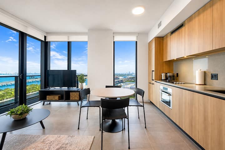 Luxury Ocean View 2 Br| Rooftop Pool And Gym - Miami