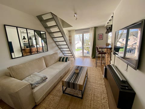 Top Airbnb: Modern & Warm Duplex | Close to Nantes & Périph in Saint Herblain