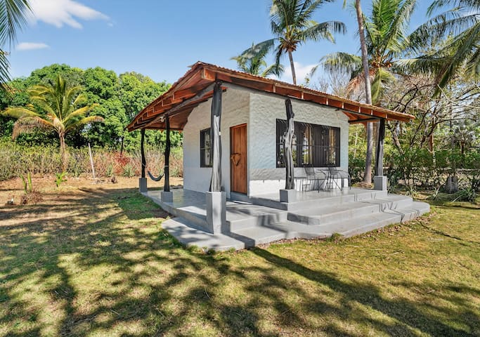 Guest favorite listing in Potrero-Flamingo