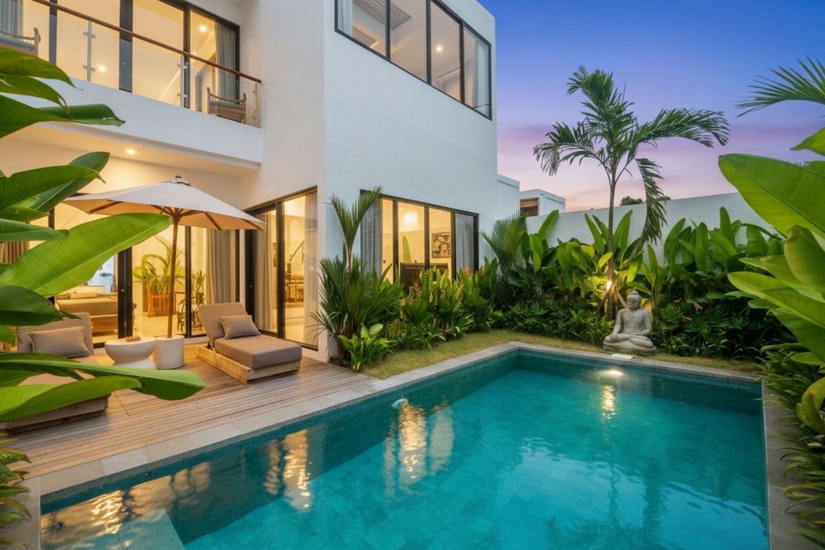 Villa in Mengwi · ★5.0 · 2 bedrooms · 2 beds · 2 private baths, comparabile Airbnb