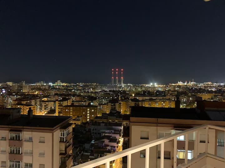 Skyline, Sea & Sagrada Família Views |Metro Below - Badalona