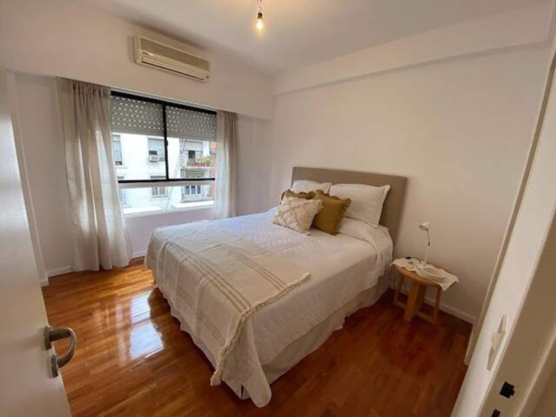 Apartamento studio com varanda em Barrio Norte