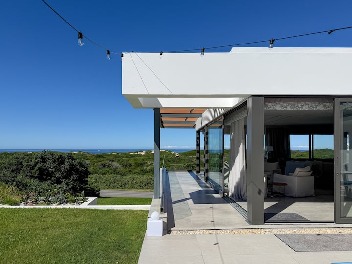 Beach Luxury With A Panoramic Indian Ocean Vista - Saint Francis Bay