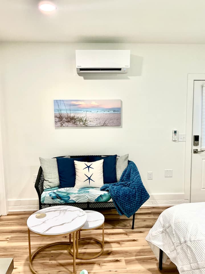 New Apt Deals! Stay For Free If You Move Here! - Navarre, FL