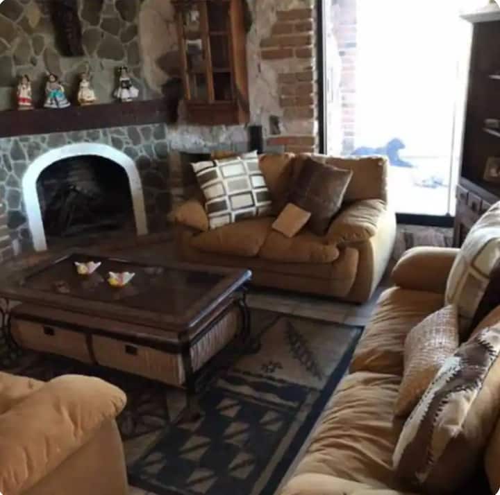 Cabaña Familiar / Eventos íNtimos A 15 Min De León - León