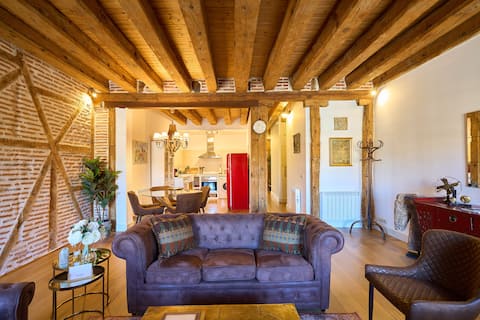 Successful Airbnb property: La Morada del Tiempo, Plaza Mayor Collection Luxury in Salamanca