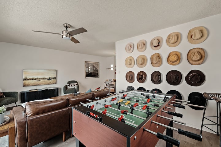 Western Home | 5 Min Stampede, Foosball - Calgary