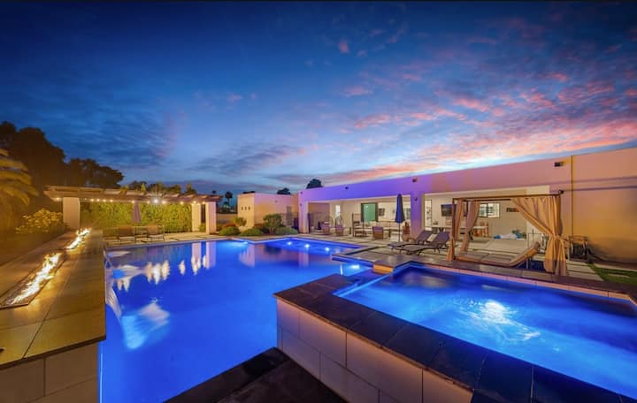 Scottsdale Luxury w/ Pickleball, Pool, Spa, Golf - Arizona