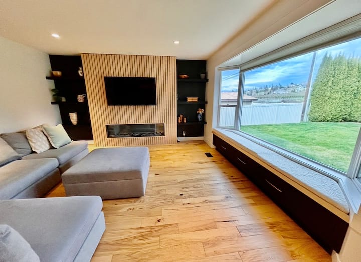 Private Pool Close To Downtown And Wine Trails! - West Kelowna